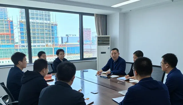 商务信息咨询的两种常见做法对比分析